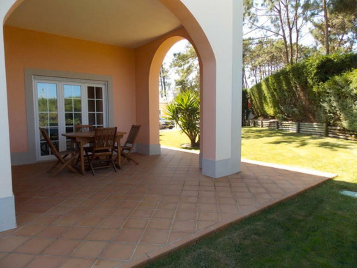 Praia Del Rei Beach 3 Pools Amoreira  Exterior photo